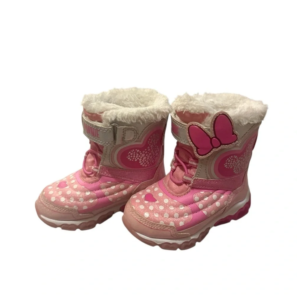 Minnie Mouse light up Winter Boots